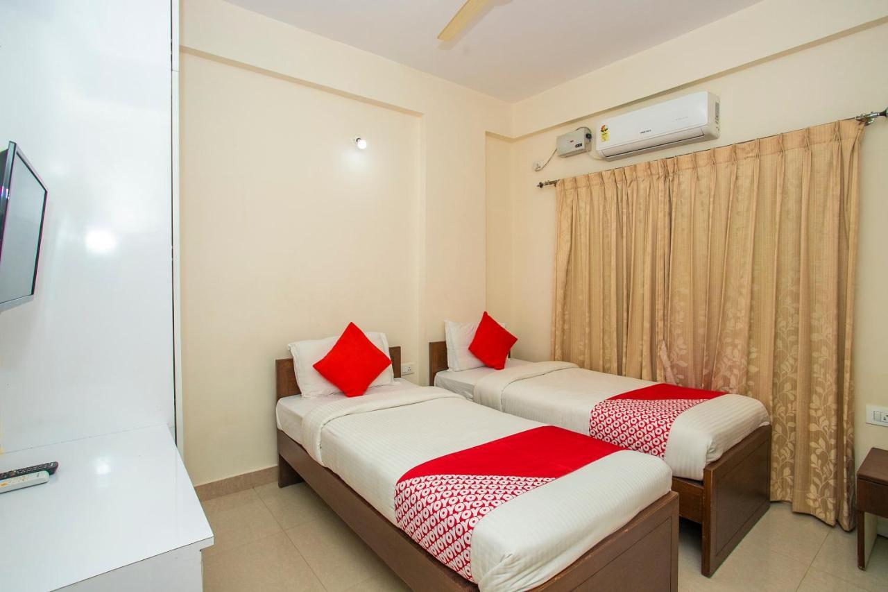 ホテル Oyo 4797 ルル ホスピタリティ Yelahanka エクステリア 写真