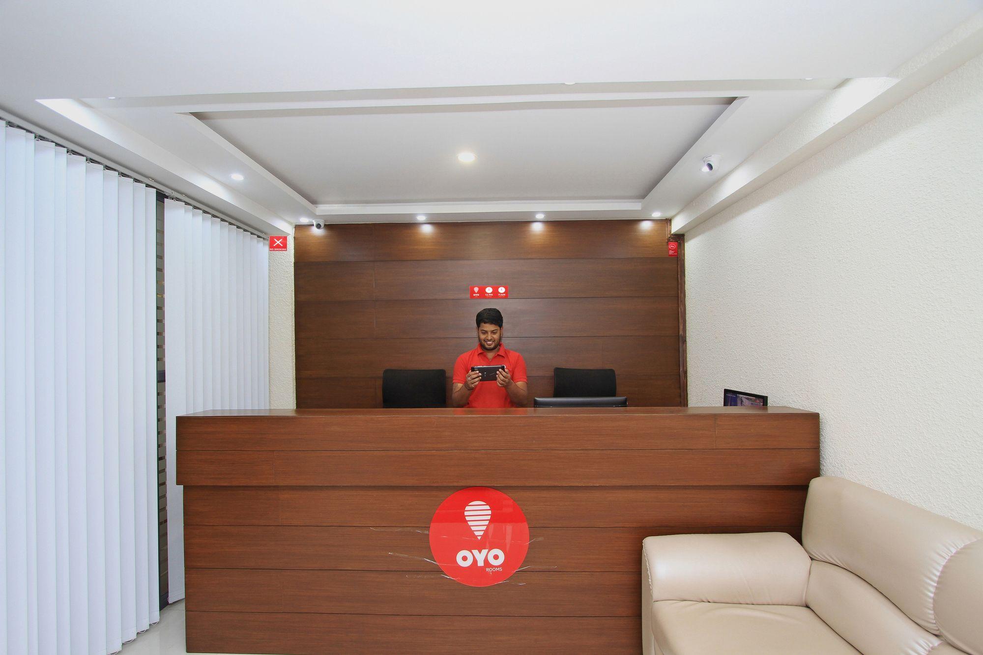 ホテル Oyo 4797 ルル ホスピタリティ Yelahanka エクステリア 写真